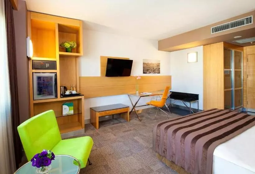 غرفة تنفيذية, Point Hotel Taksim