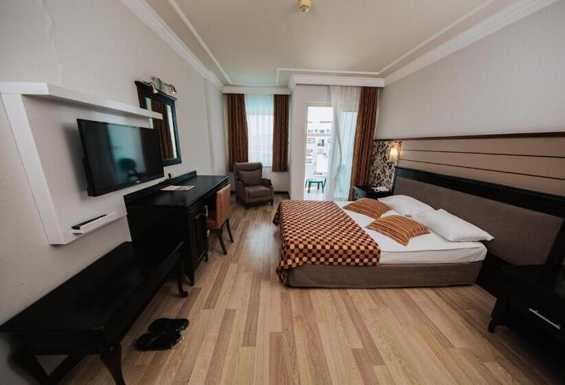 Quarto Estandar Vista Mar, Rox Resort