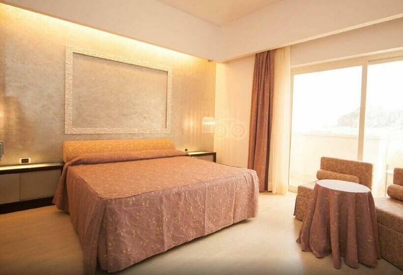 Triple Room Sea View, Santa Lucia Le Sabbie D'oro