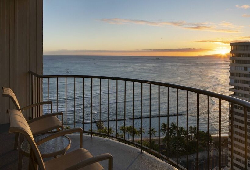 اتاق استاندارد با تخت دوبل و چشم‌انداز دریا, Waikiki Beach Marriott Resort & Spa