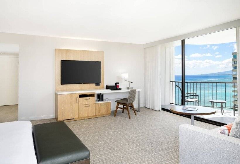 سوییت جونیور با چشم‌انداز دریا, Waikiki Beach Marriott Resort & Spa