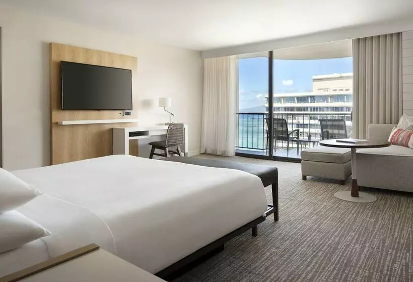 オーシャンビュージュニアスイート, Waikiki Beach Marriott Resort & Spa
