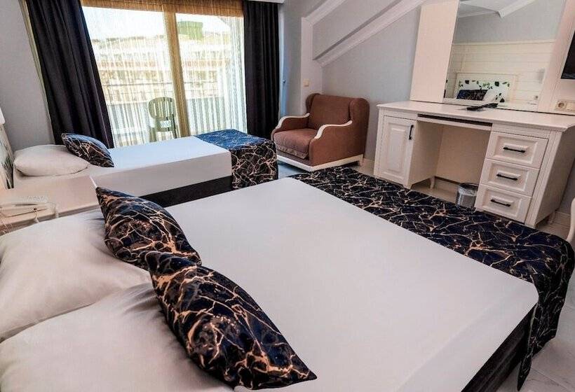 オーシャンビュースタンダードルーム, Rox Resort