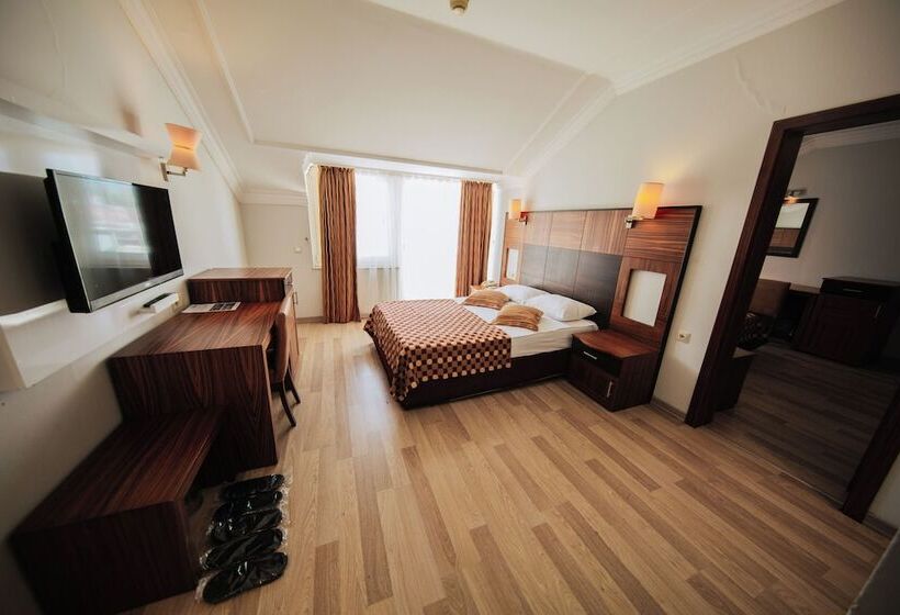 家庭间, Rox Royal Hotel   All Inclusive