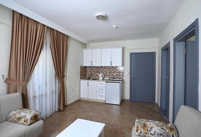 غرفة عائلية, Summer Garden Suites Beach