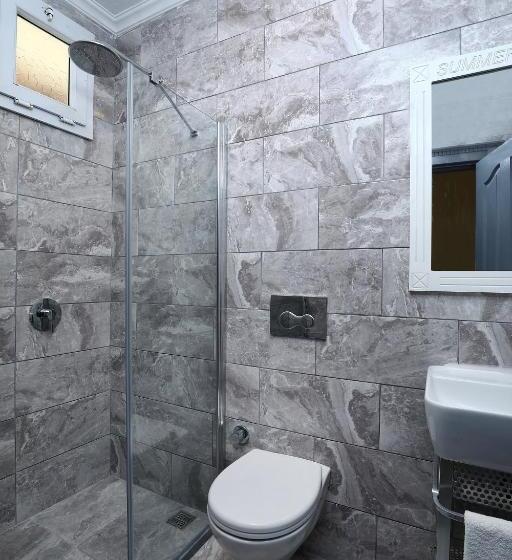 Номер Стандарт Трехместный, Summer Garden Suites Beach