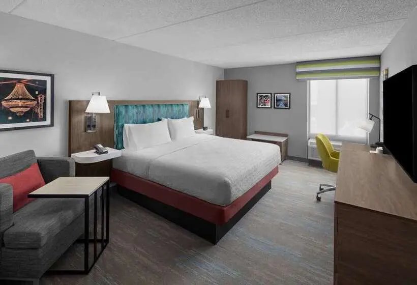 キングサイズベッドのスタンダードルーム, Hampton By Hilton Olsztyn