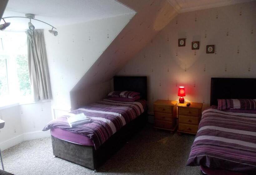 غرفة قياسية حمام مشترك, Station View Guest House