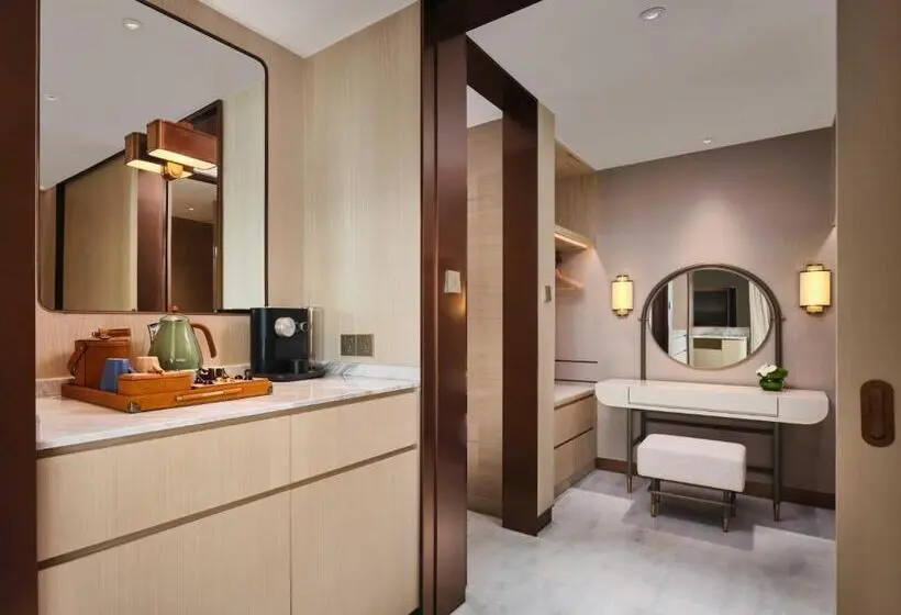 Deluxe-studio, Intercontinental Chongqing Raffles City By Ihg