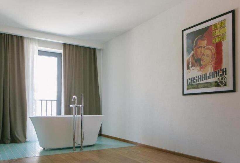 اتاق استاندارد با تخت بزرگ, Intourist Kazbegi