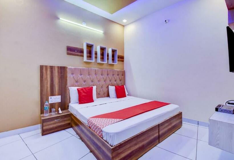 חדר סטנדרט, Oyo 72793  Sarovar