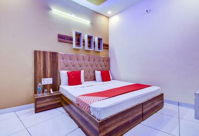 חדר סטנדרט, Oyo 72793  Sarovar