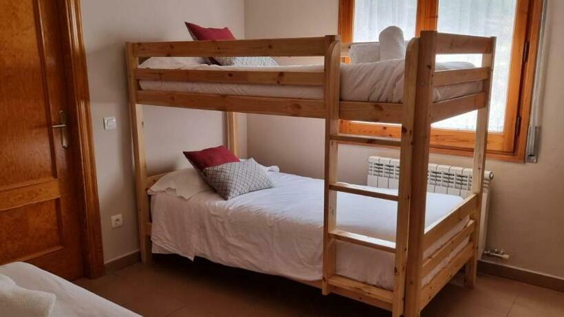 Четырехместный Номер Стандарт, Hostal Rural Cal Xic Saldes