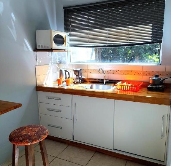 Apartamento 1 Dormitório, Pousada Baia Rosa