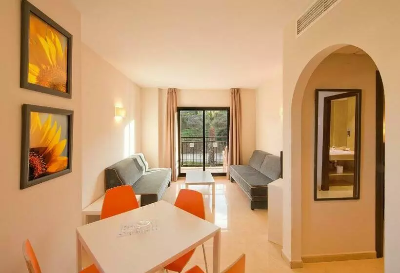 آپارتمان 1 خوابه با چشمانداز استخر, Fuengirola Beach Apartamentos Turisticos