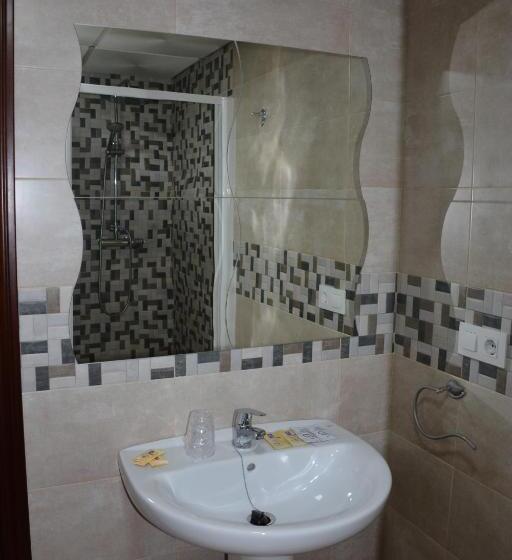 スタンダードルーム, Hostal Restaurante La Mancha