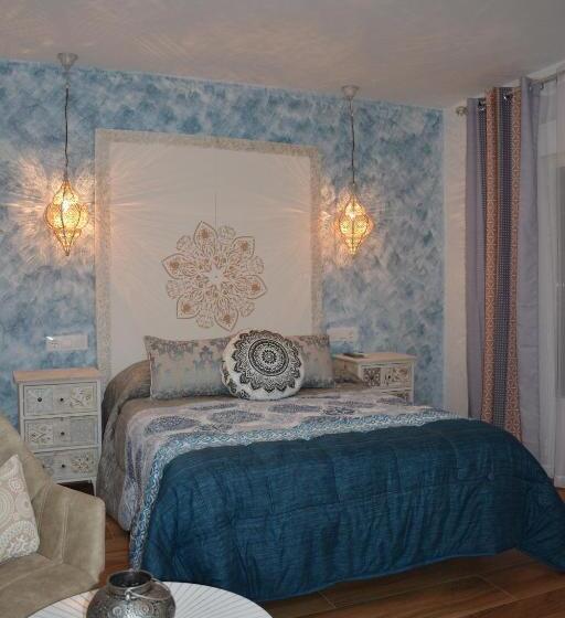 Номер Deluxe с Балконом, Hostal Restaurante La Mancha