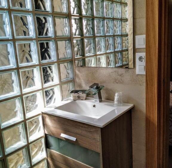 Номер Superior, Hostal Restaurante La Mancha