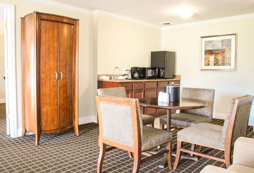 스위트, Cape Cod Irish Village   The Emerald Resort