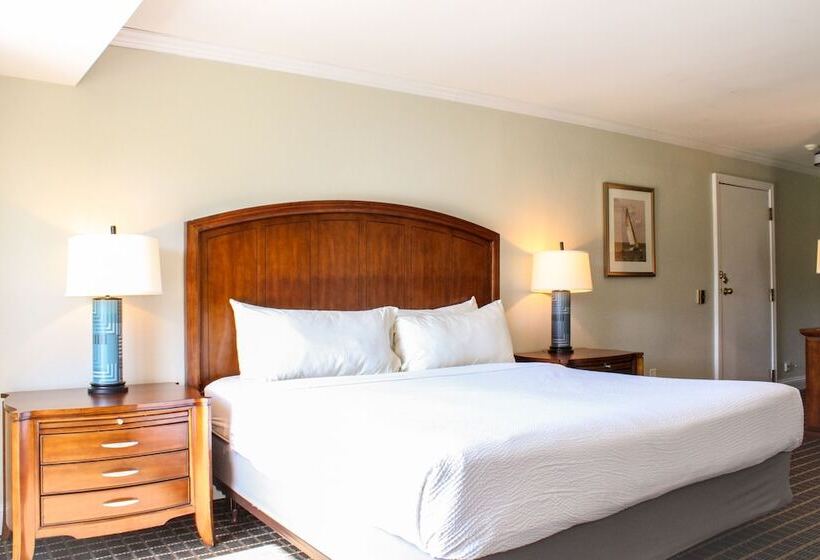 סוויטה, Cape Cod Irish Village   The Emerald Resort