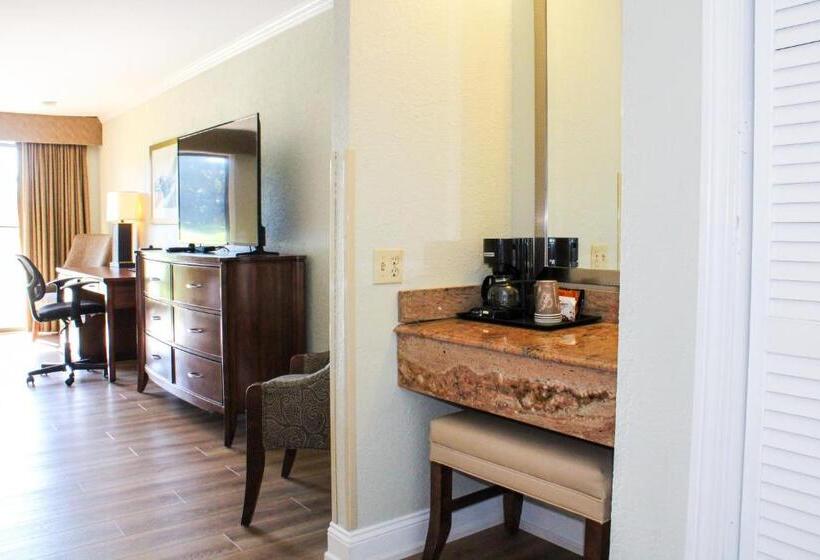 חדר סופריור, Cape Cod Irish Village   The Emerald Resort