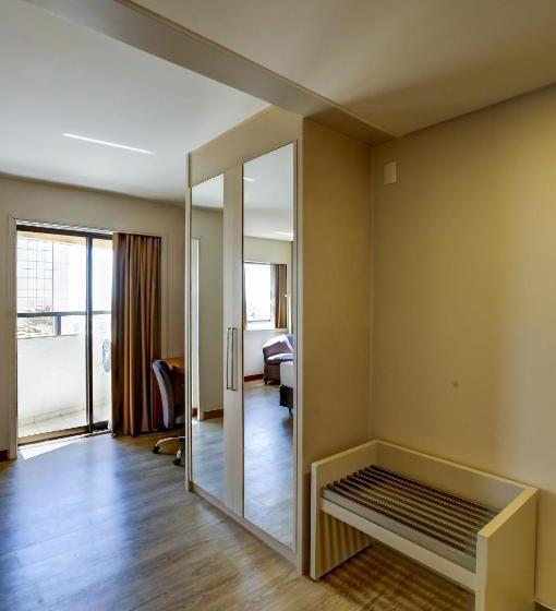 디럭스 스위트, Comfort Suites Brasilia