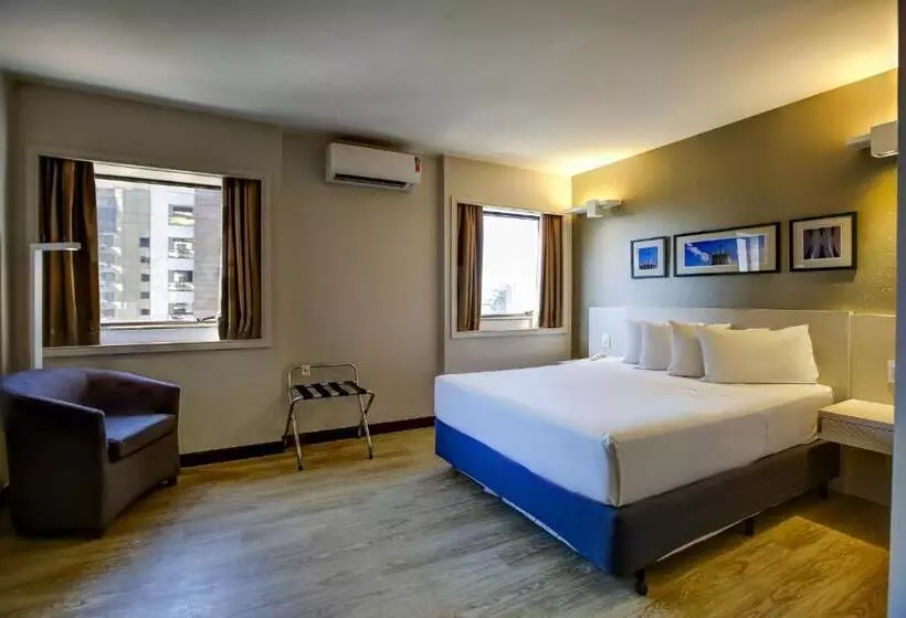 استودیوی استاندارد, Comfort Suites Brasilia
