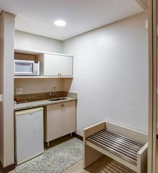 سوییت لوکس, Comfort Suites Brasilia