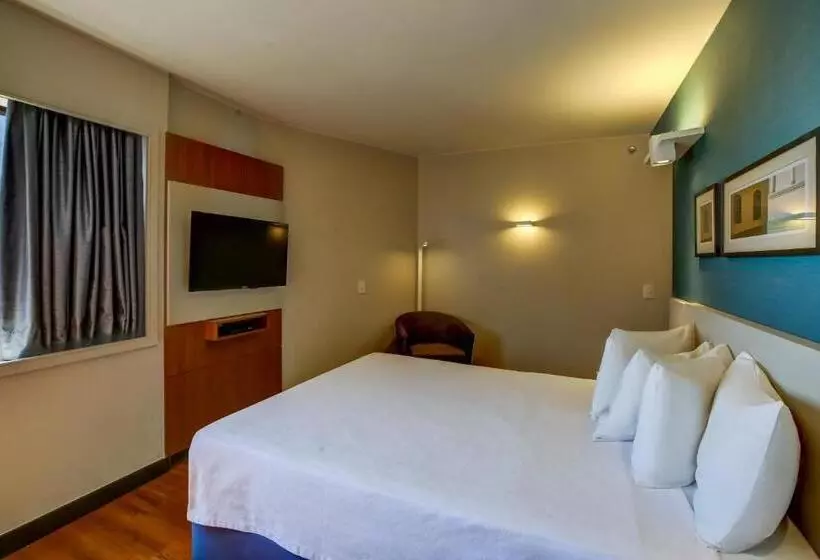 سوییت سوپریور, Comfort Suites Brasilia