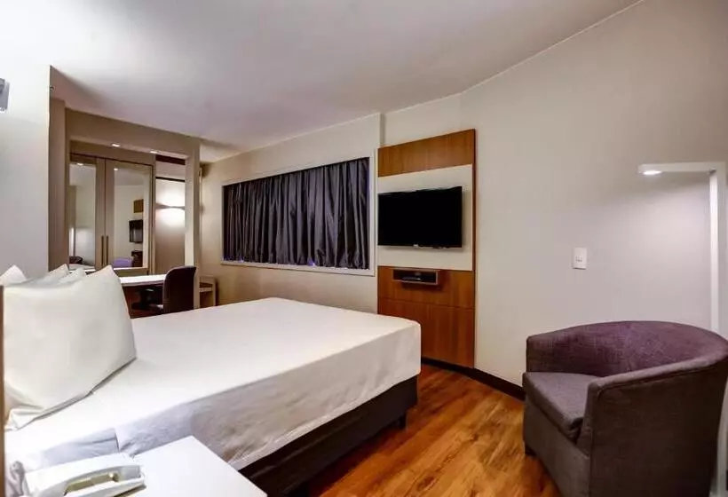 سوییت سوپریور, Comfort Suites Brasilia