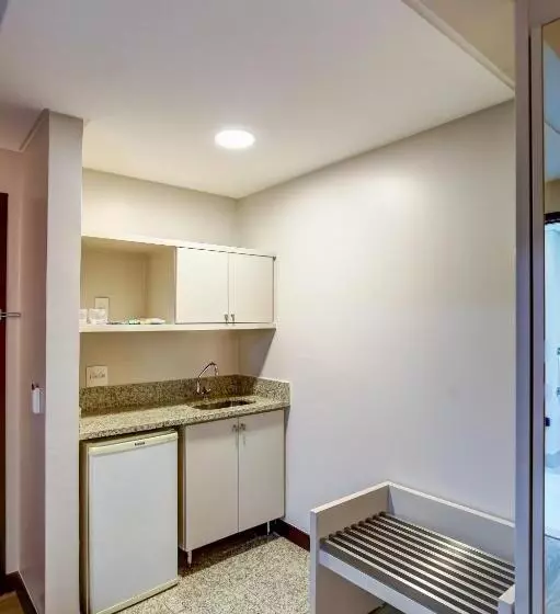 استودیوی استاندارد, Comfort Suites Brasilia