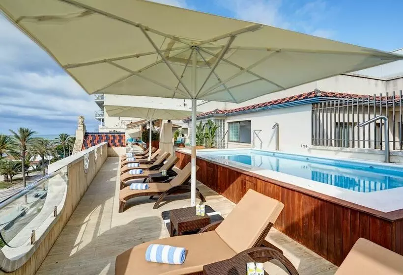 اتاق سوپریور با چشمانداز استخر, Sercotel Kalma Sitges