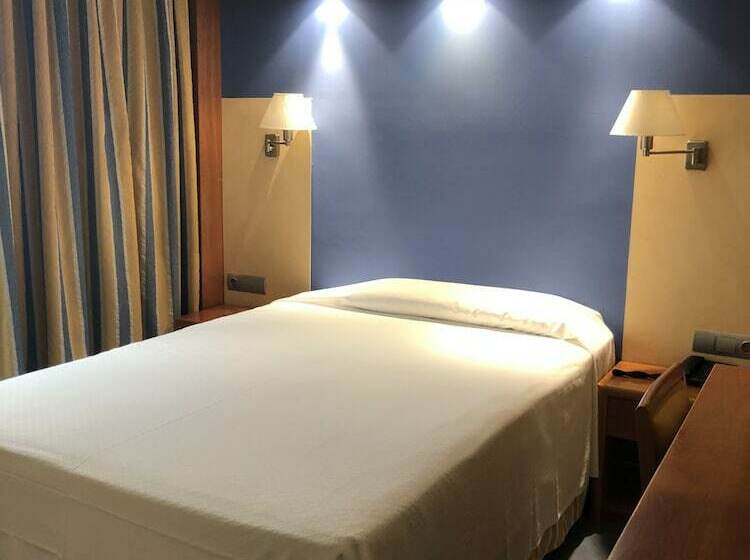 수피리어 룸 풀장 전망, Sercotel Kalma Sitges