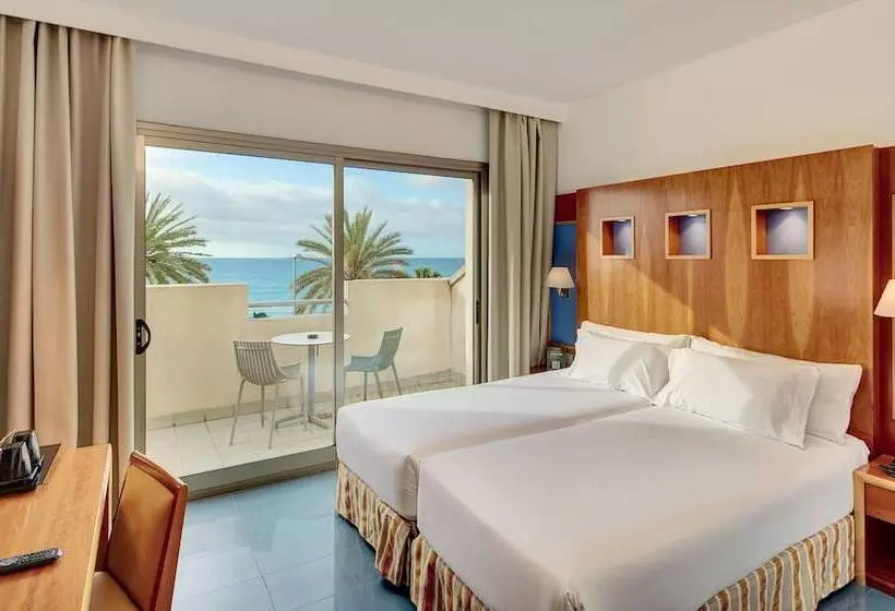 اتاق سوپریور با چشمانداز دریا و بالکن, Sercotel Kalma Sitges