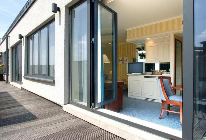 Suite, Le Châtelain