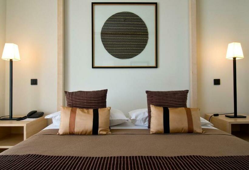 발코니가 있는 스위트, Miravillas