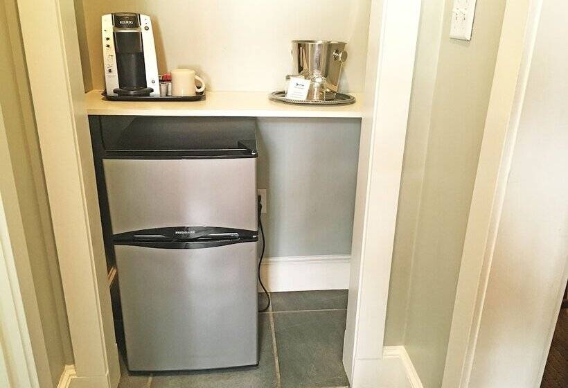 豪华房间, Morris House