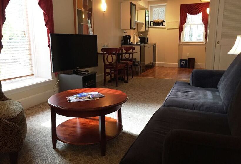 套房, Morris House