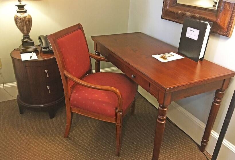 豪华房间, Morris House