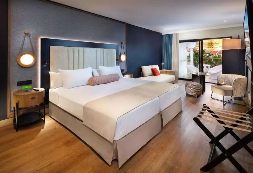 سوییت جونیور, Princess Inspire Tenerife - Adults Only (+16)