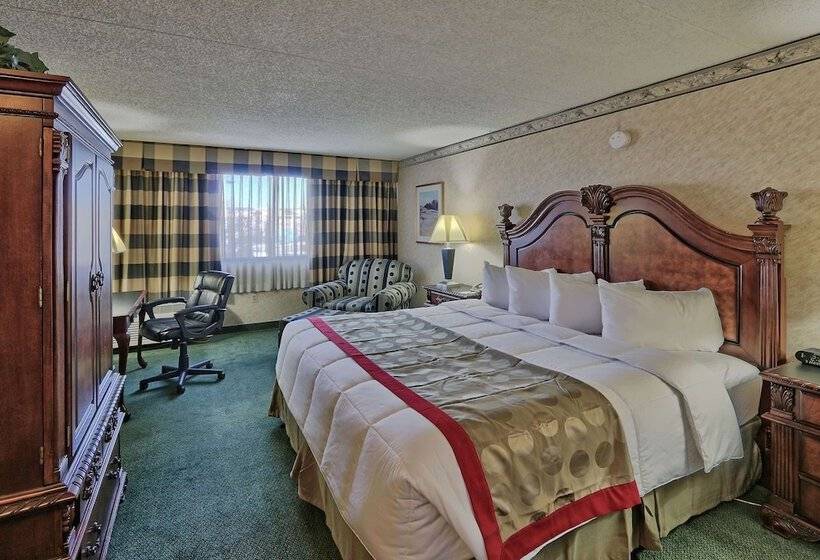 Номер Стандарт Двуспальная Кровать, Ramada By Wyndham Albuquerque Midtown