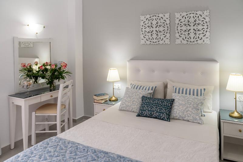 スタンダードシングルルーム, Roxani