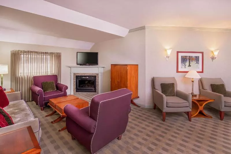 プレジデントスイートルーム, Sheraton Springfield Monarch Place