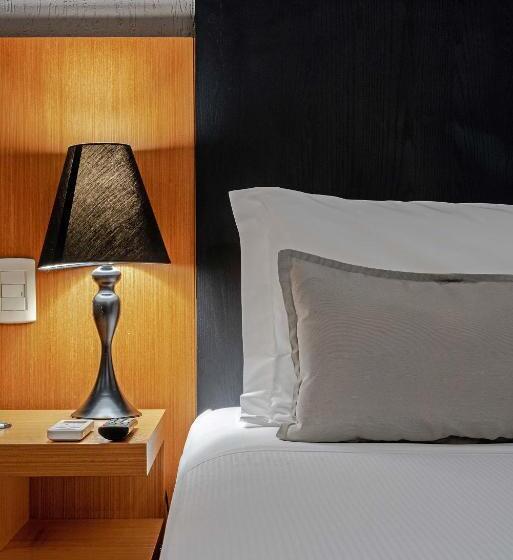 デラックスルーム, Slaviero Curitiba Batel