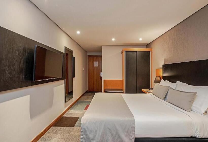 スーペリアールーム, Slaviero Curitiba Batel