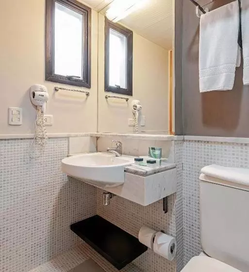 Deluxe-studio, Slaviero Curitiba Batel