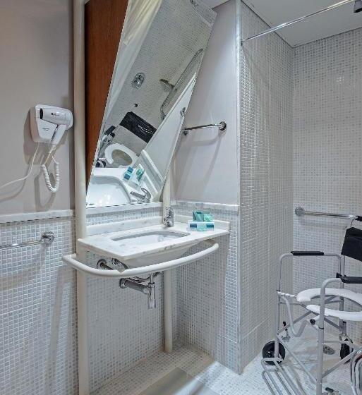 身障者適用スタンダードルーム, Slaviero Curitiba Batel