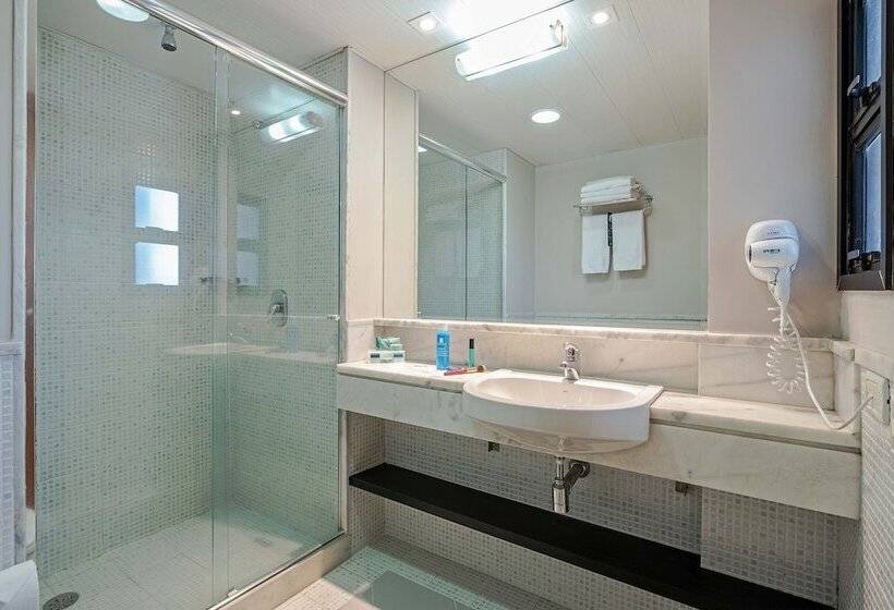 デラックスルーム, Slaviero Curitiba Batel