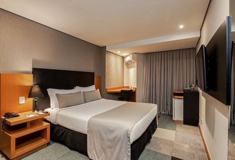 スーペリアールーム, Slaviero Curitiba Batel