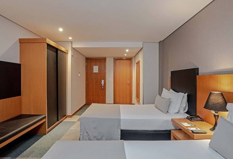 スーペリアールーム, Slaviero Curitiba Batel